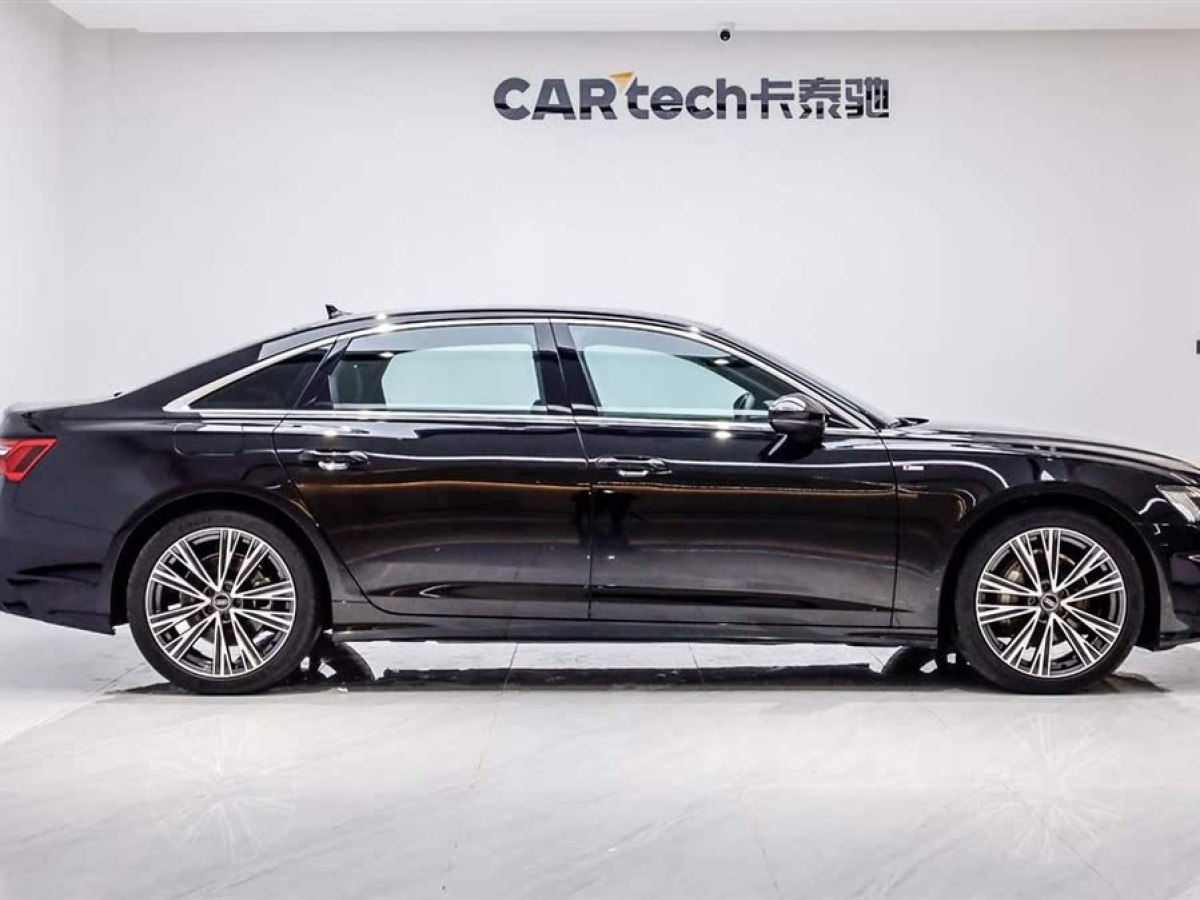 奧迪 奧迪A6L  2023款 改款 45 TFSI 臻選動(dòng)感型圖片