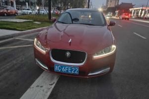 XF 捷豹 XF 2.0T 奢华版