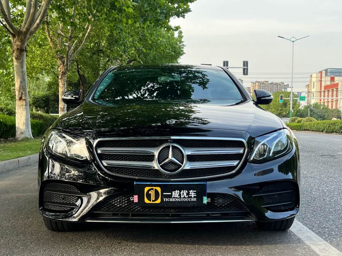 奔馳 奔馳E級  2019款 改款 E 300 L 運動時尚型圖片
