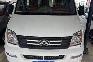 上汽大通MAXUS V100 上汽大通 2.0T旅行家V100