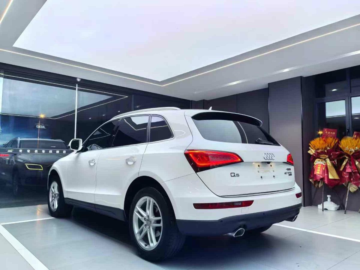 奧迪 奧迪Q5  2017款 Q5 2.0T FSI Premium Plus 美規(guī)版圖片