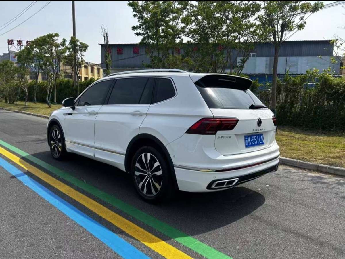 大眾 途觀L  2022款 330TSI 自動兩驅(qū)R-Line越享版圖片
