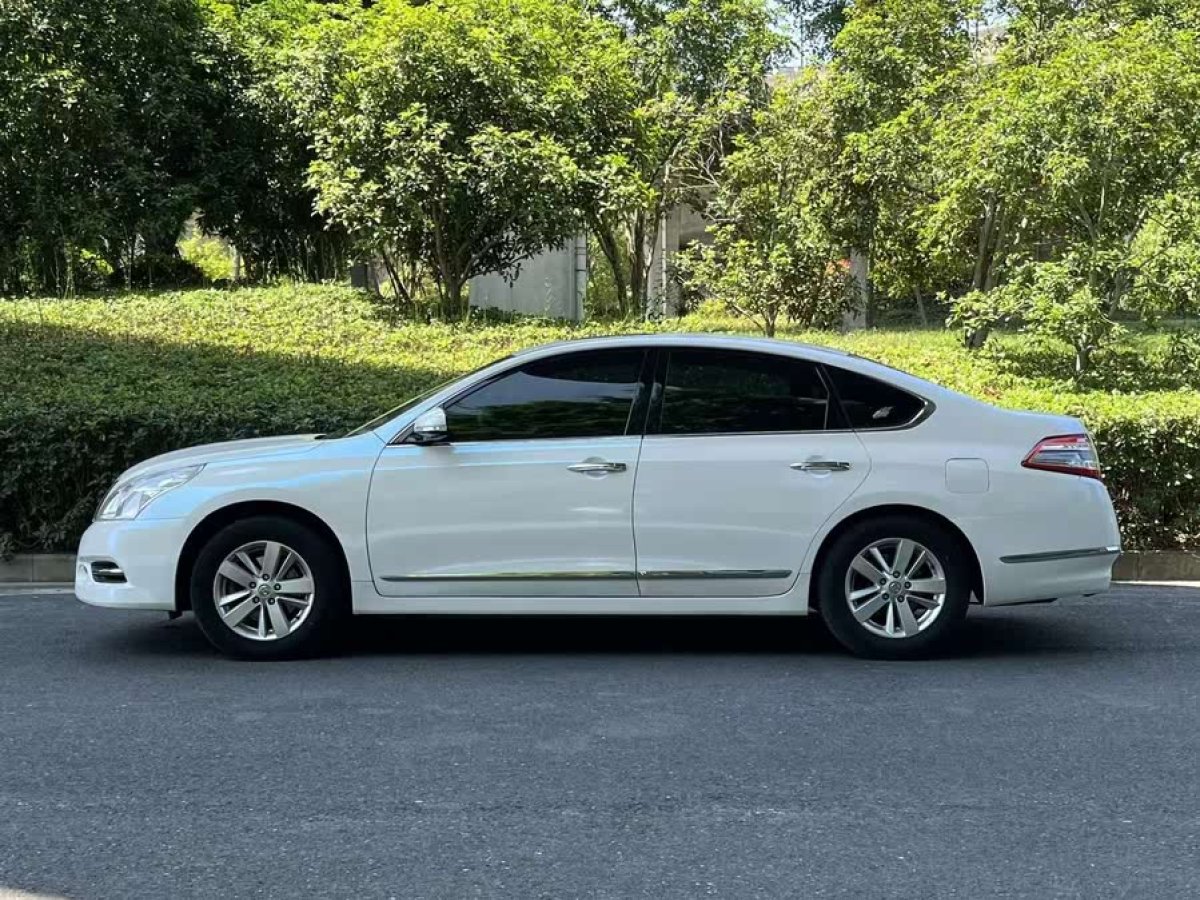 日產(chǎn) 天籟  2011款 2.0L XL舒適版圖片