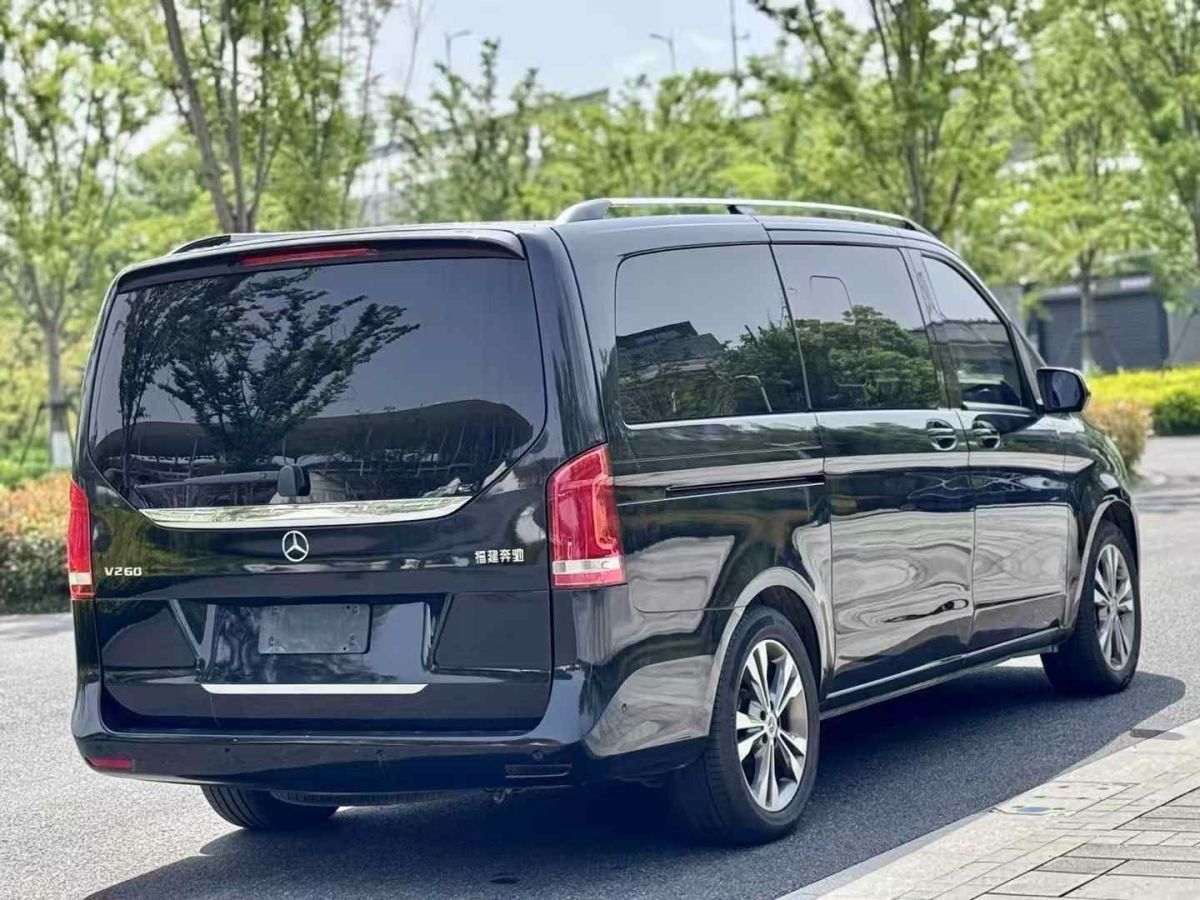 奔馳 V級  2020款 V 260 L 長軸距豪華版圖片