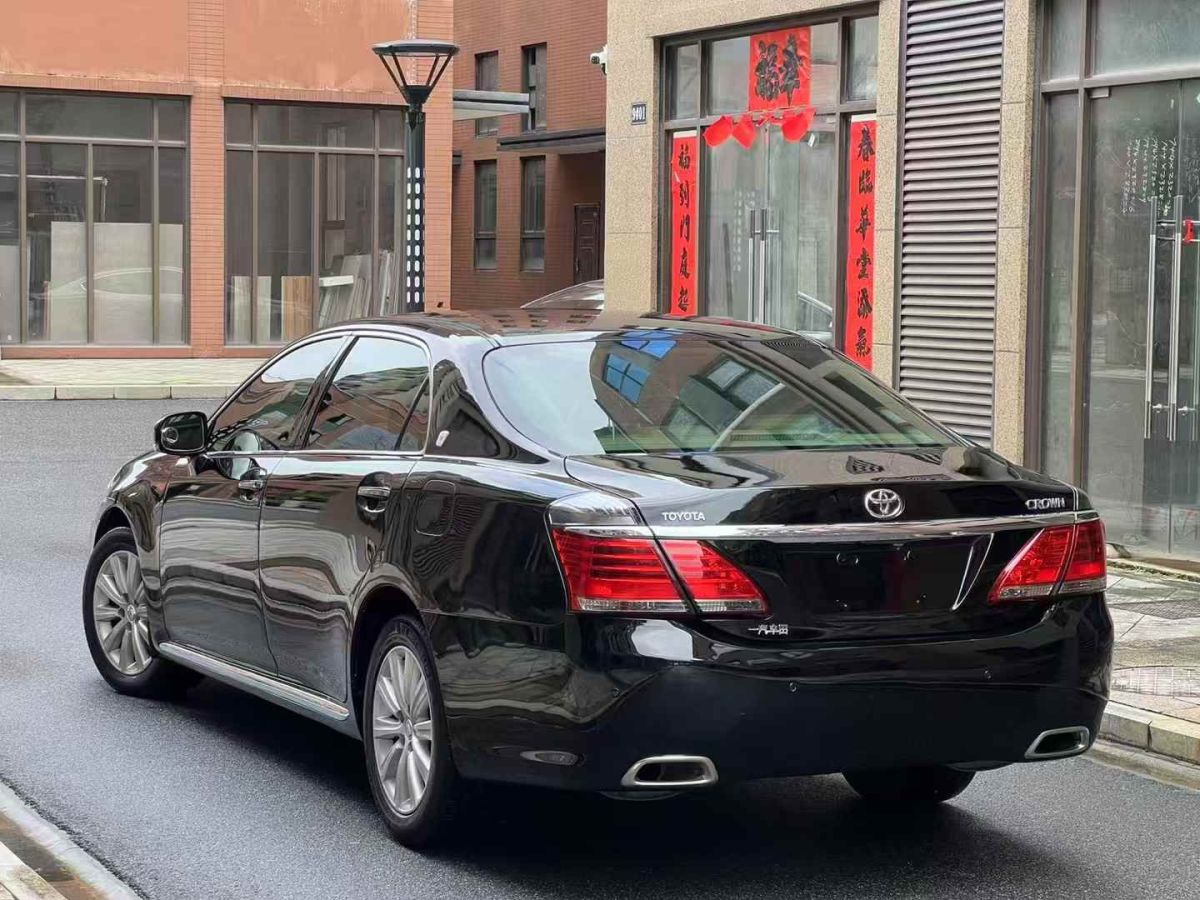 豐田 皇冠 圖片