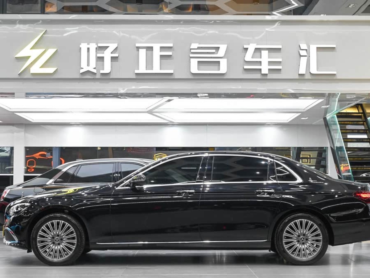 奔馳 奔馳E級(jí)  2022款 改款 E 300 L 豪華型圖片