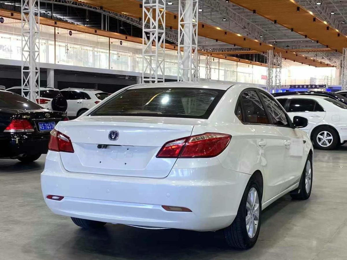 長安 逸動  2014款 1.6L 自動豪華型圖片