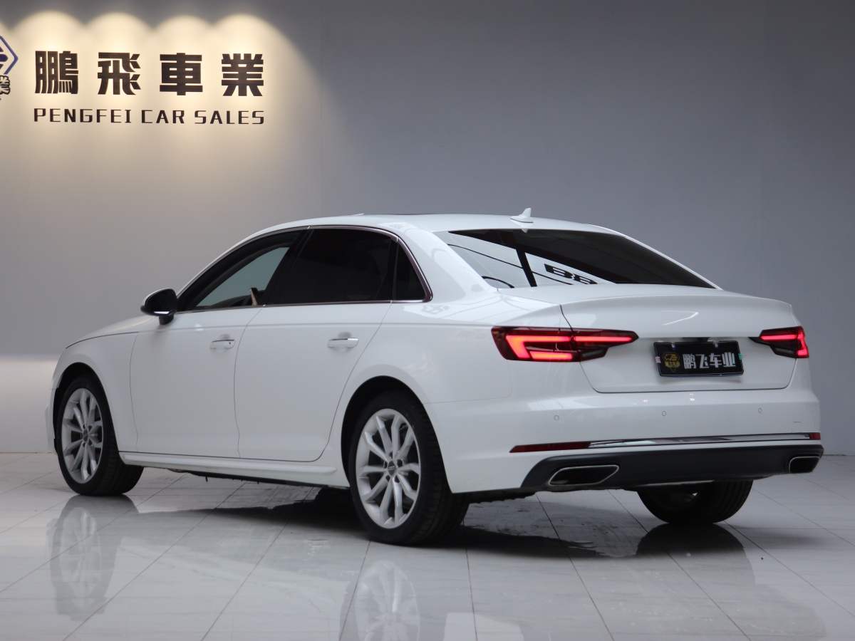 奧迪 奧迪A4L  2019款 40 TFSI 進(jìn)取型 國(guó)VI圖片