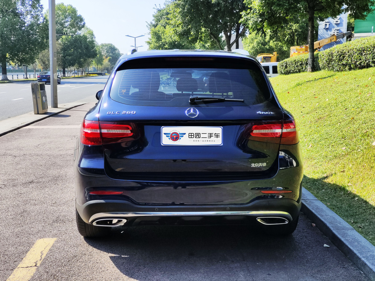 奔馳 奔馳GLC  2017款 GLC 260 4MATIC 動(dòng)感型圖片