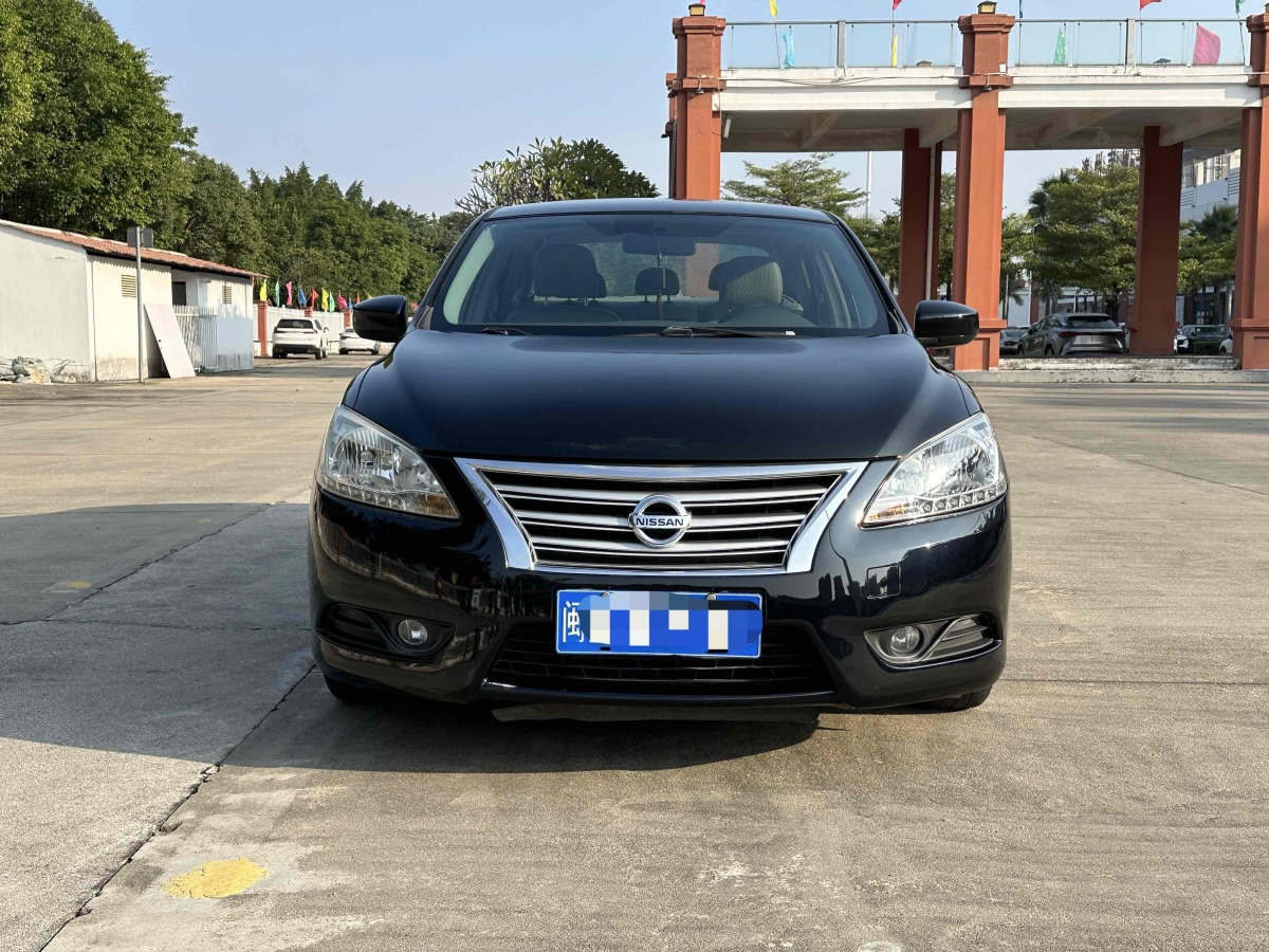 日產(chǎn) 軒逸  2012款 1.6XL CVT豪華版圖片