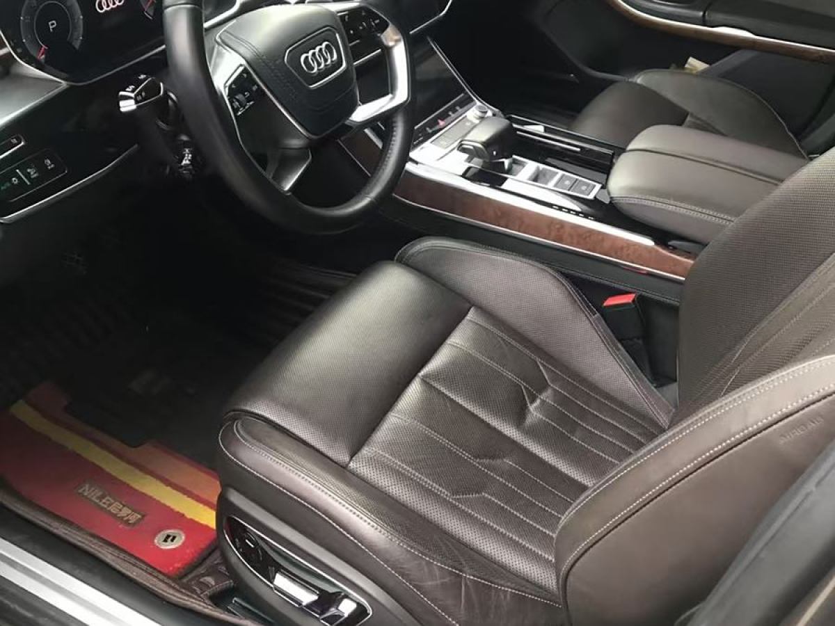 奧迪 奧迪A8  2018款 A8L 55 TFSI quattro豪華型圖片