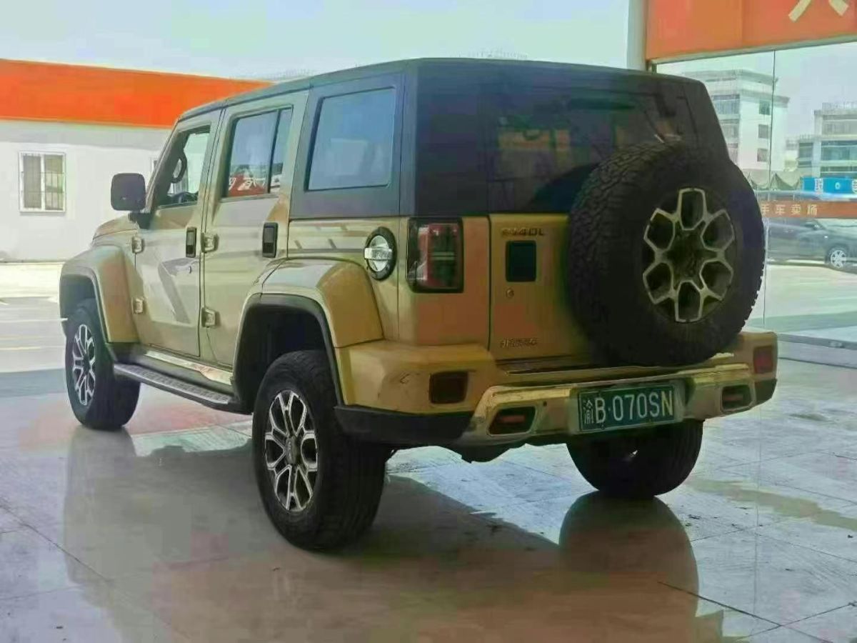 北京 BJ40  2019款 40L 2.3T 自動(dòng)四驅(qū)越野版圖片