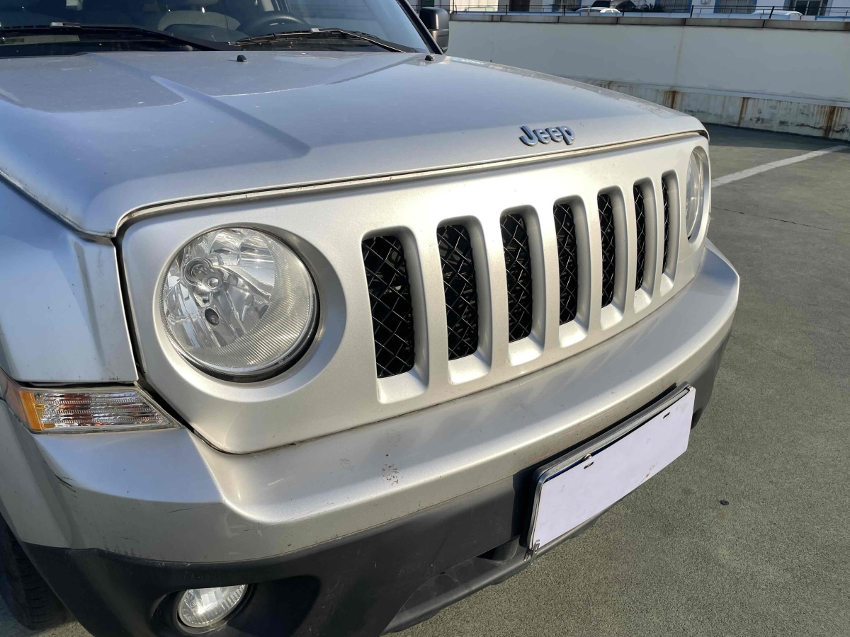 Jeep 自由客  2014款 2.4L 運動版圖片