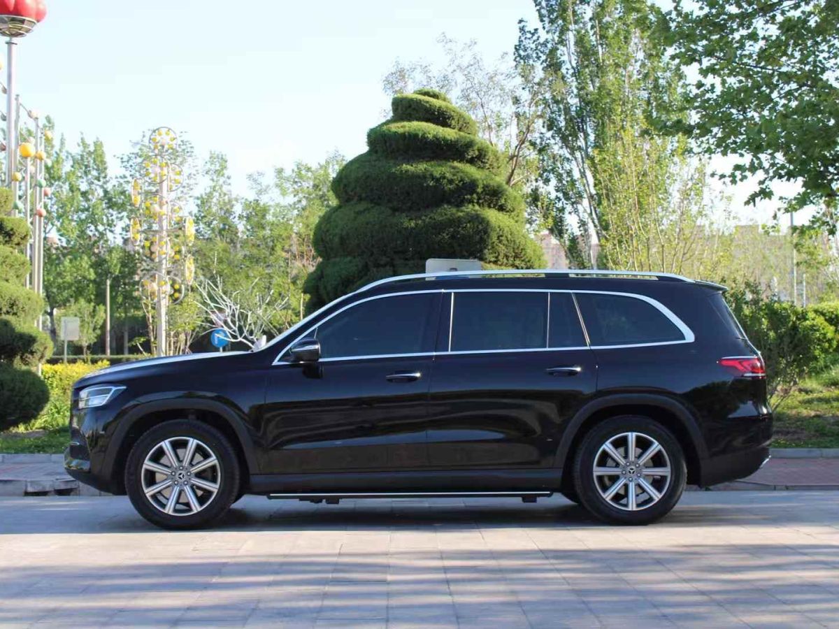 奔馳 奔馳A級(jí)  2020款 A 220 L 4MATIC 運(yùn)動(dòng)轎車圖片