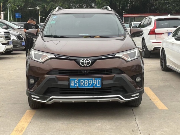 丰田 RAV4荣放  2016款 2.0L CVT两驱风尚版