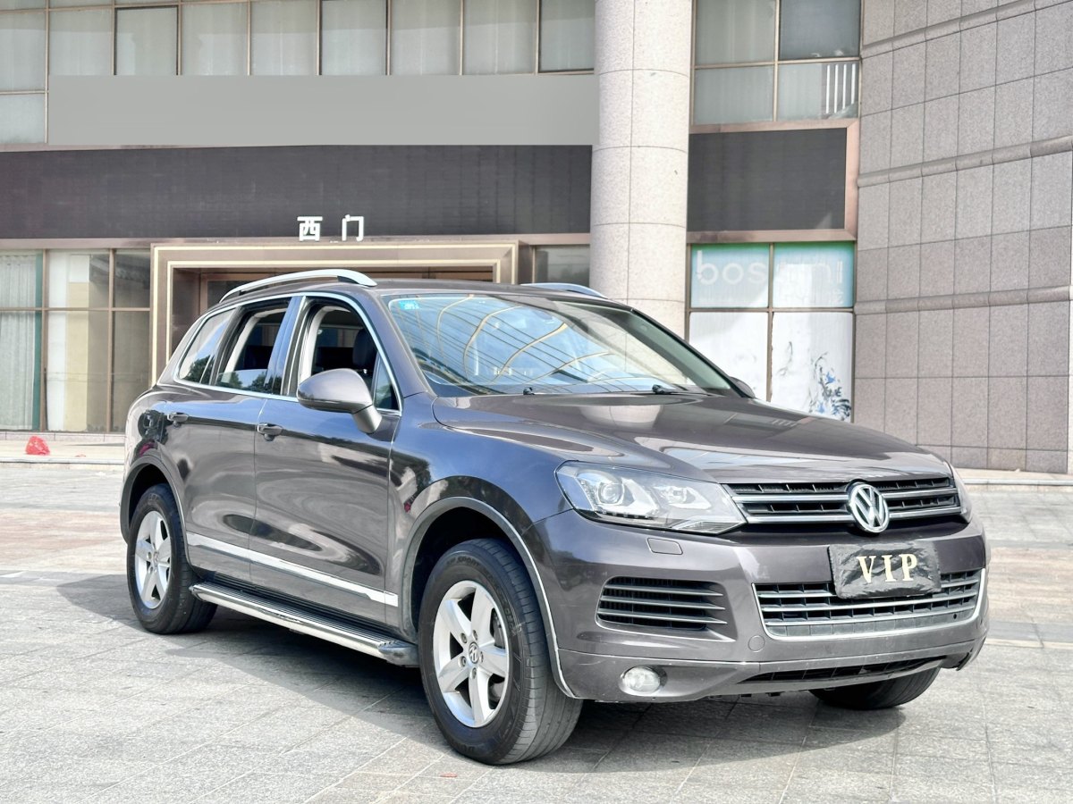 大眾 途銳  2011款 3.0TDI 柴油標(biāo)配型圖片