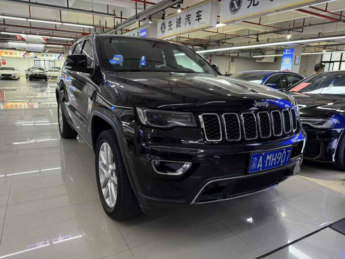 2018年1月Jeep 大切諾基  2018款 3.6L 高性能四驅(qū)版