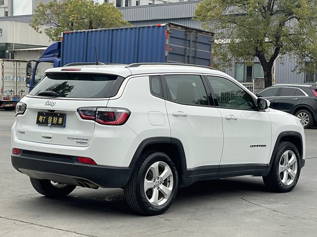 Jeep 指南者  2019款  220T 自動(dòng)家享版圖片