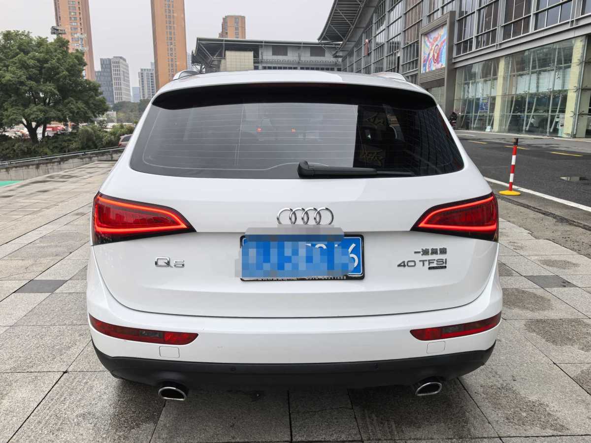 奧迪 奧迪Q5  2015款 40 TFSI 進(jìn)取型圖片