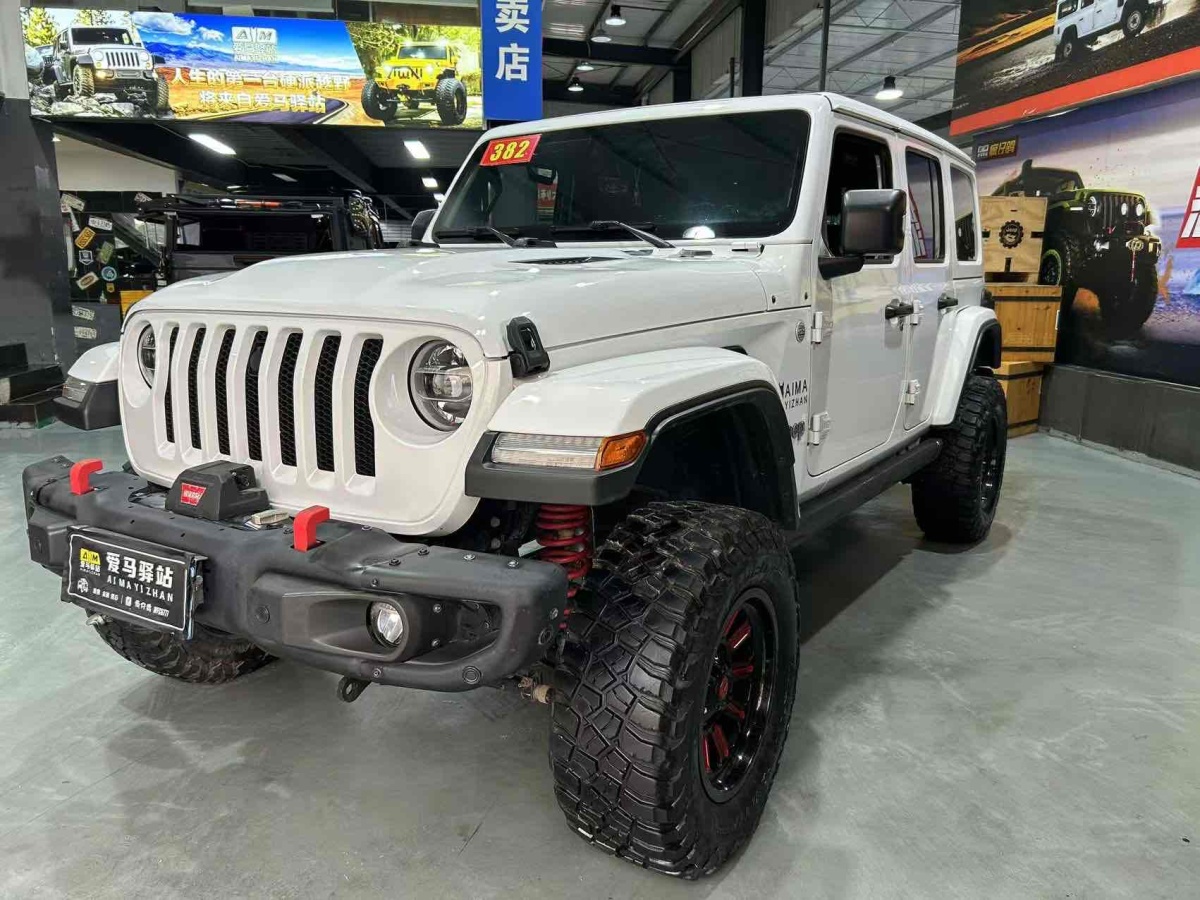 Jeep 牧馬人  2019款 2.0T Sahara 四門版 國(guó)VI圖片