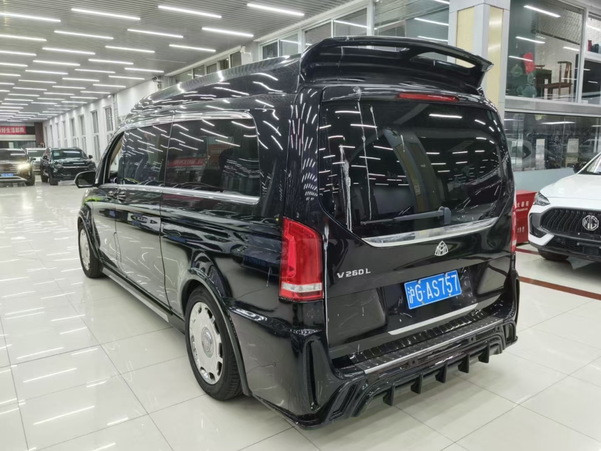 奔馳 V級  2020款 V 260 L 長軸距豪華版圖片