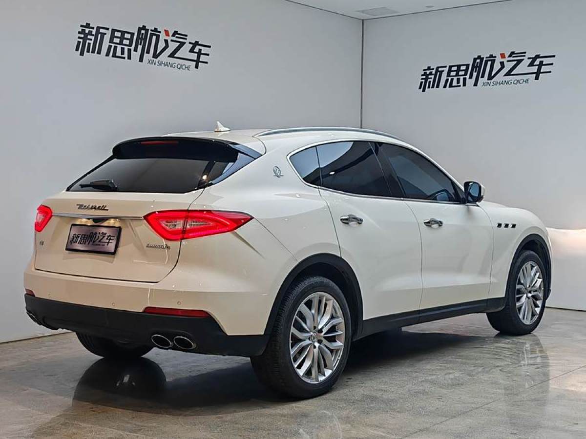 2021年1月瑪莎拉蒂 Levante  2019款 3.0T 350Hp 標(biāo)準(zhǔn)版 國VI