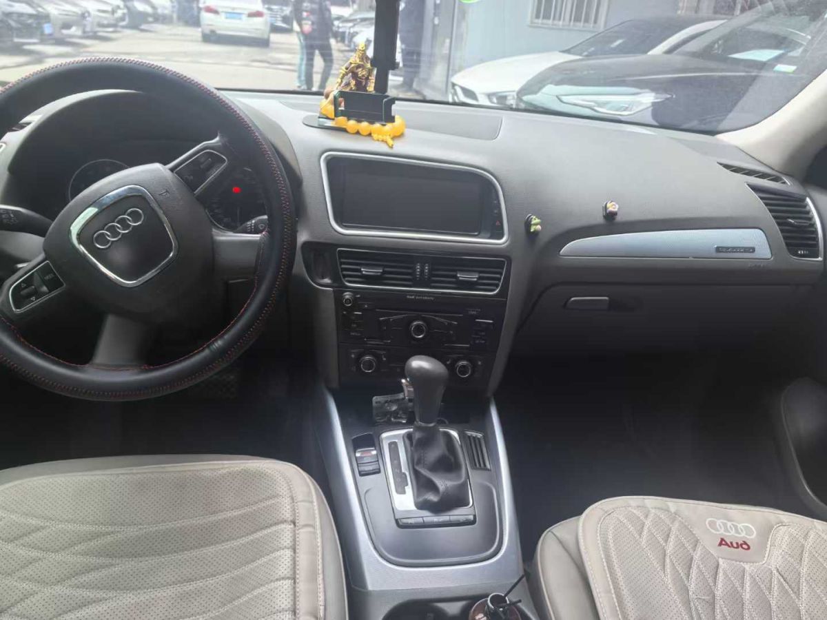 奧迪 奧迪Q5  2013款 Q5 3.0TFSI 45TFSI Quattro 運(yùn)動(dòng)型圖片