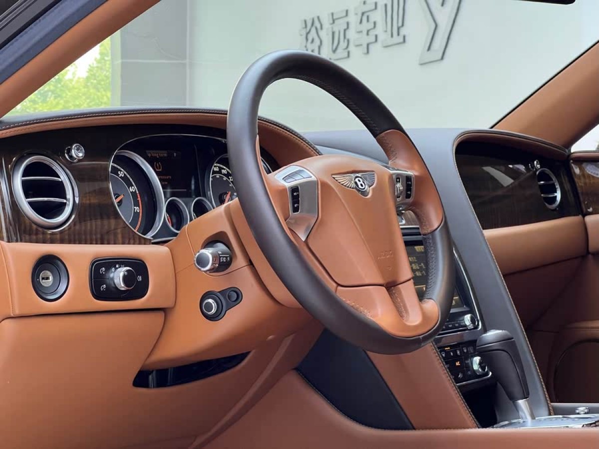 賓利 飛馳  2014款 4.0T V8 尊貴版圖片