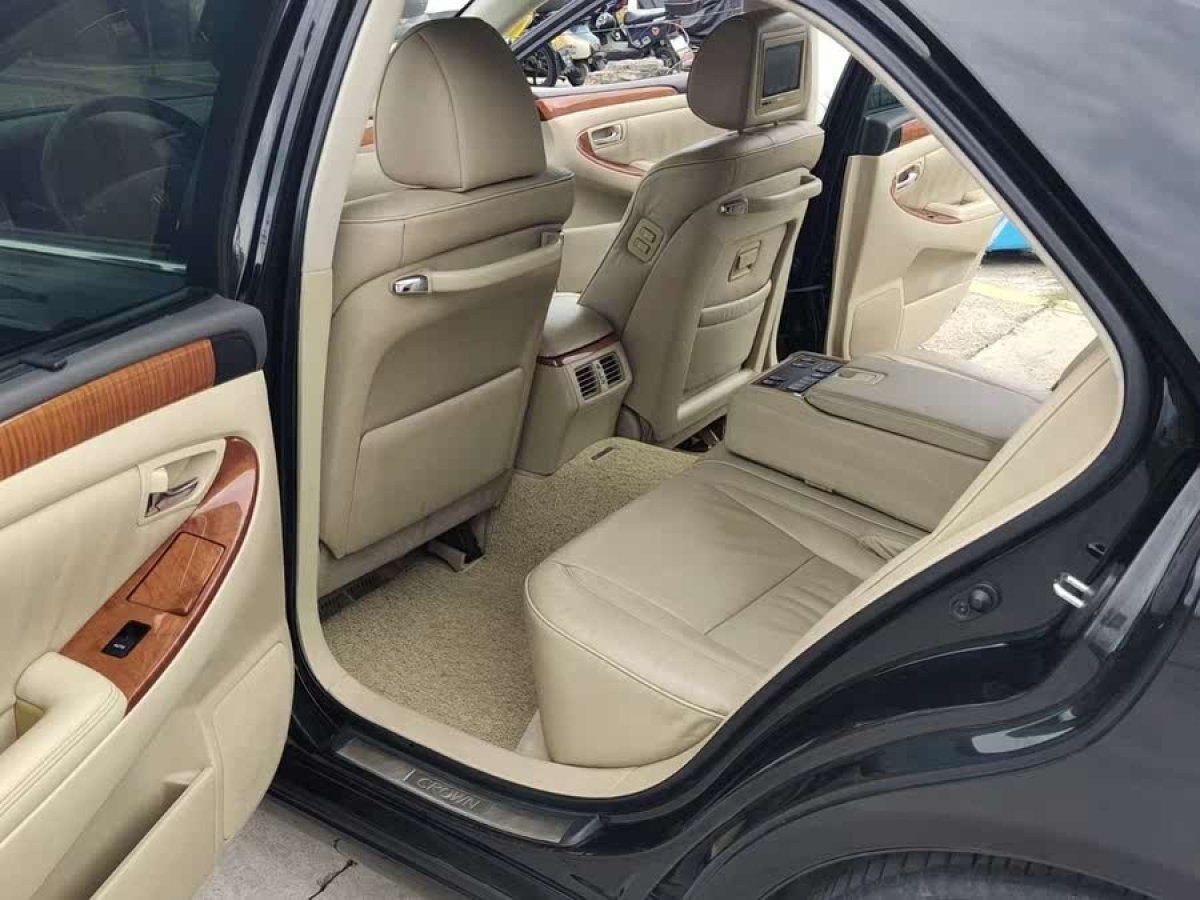 豐田 皇冠  2005款 3.0L Royal Saloon G圖片
