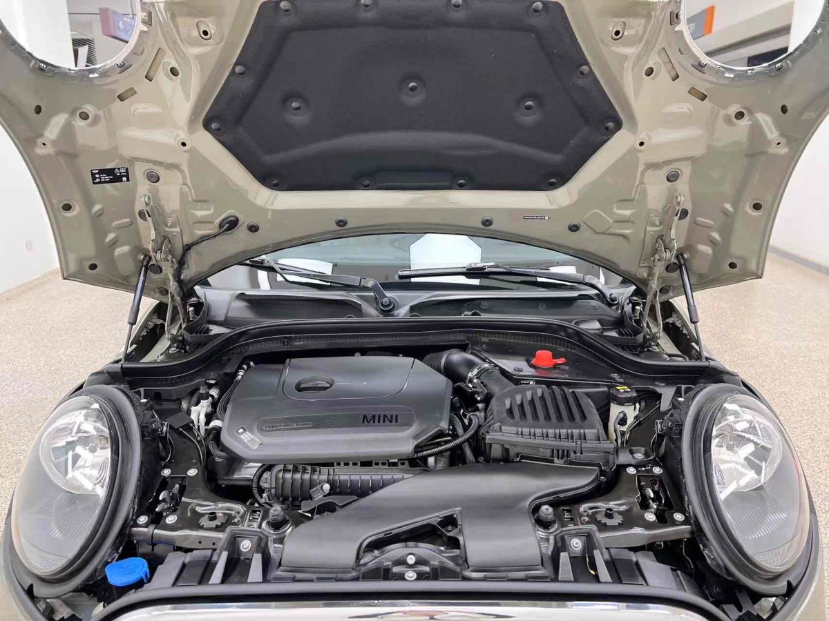 2020年12月MINI MINI  2020款 1.5T ONE 五門版