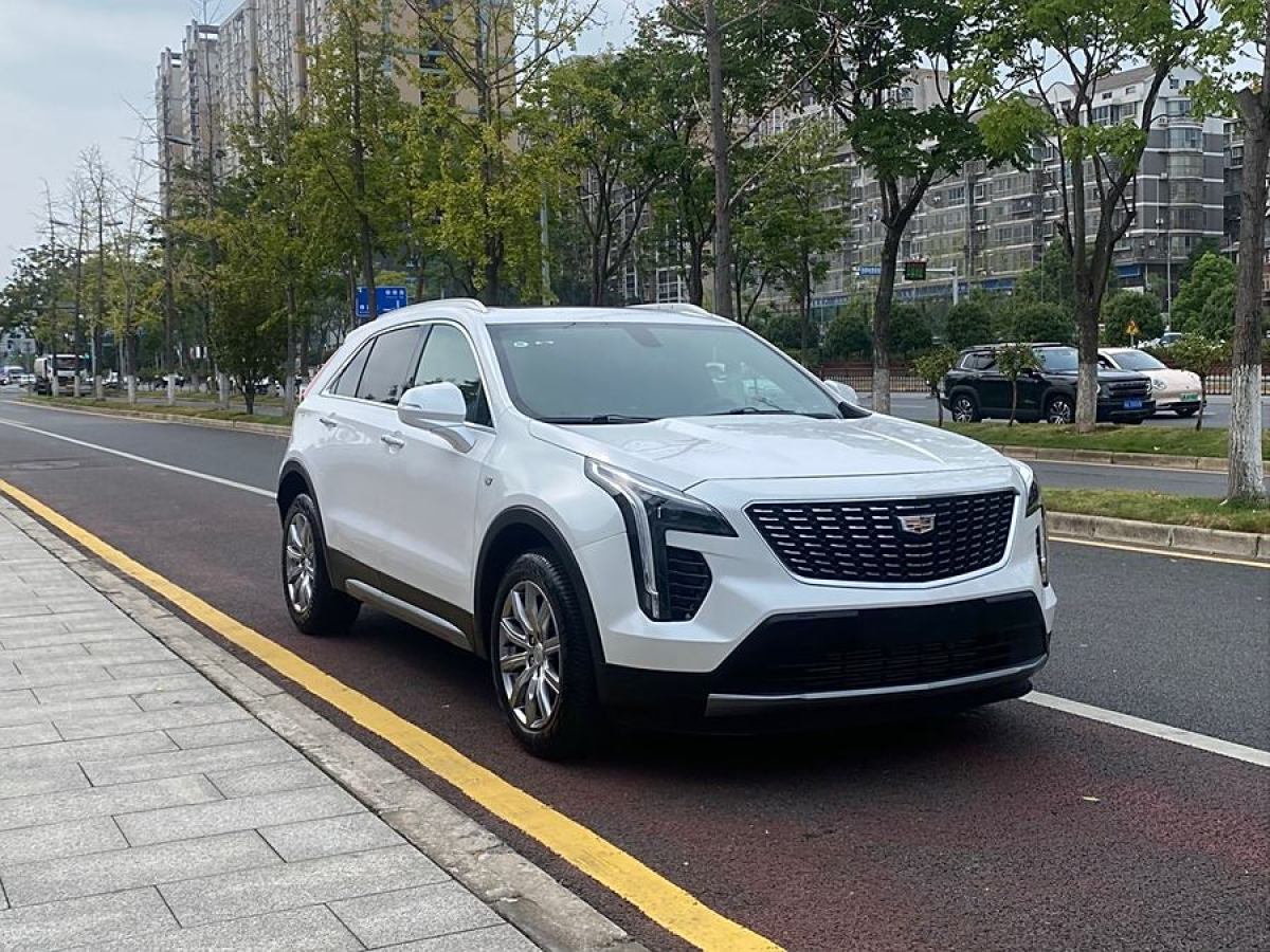 凱迪拉克 XT4  2018款 28T 兩驅(qū)領(lǐng)先型圖片