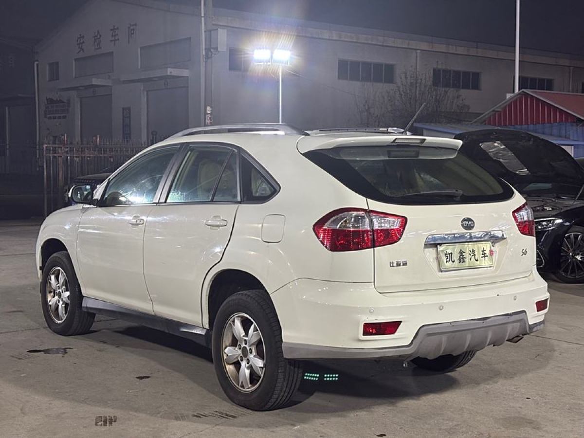 比亞迪 S6  2011款 2.0L 手動豪華型圖片