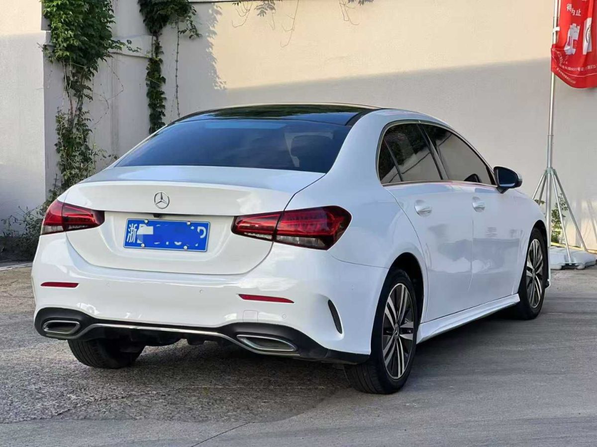 奔馳 奔馳A級  2019款  改款 A 180 L圖片