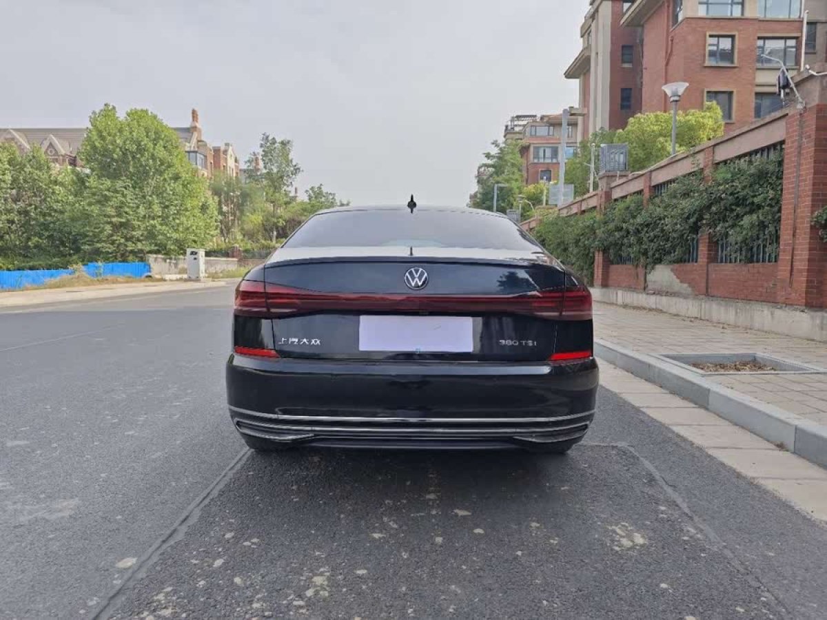 大眾 帕薩特  2023款 改款 330TSI 豪華版圖片