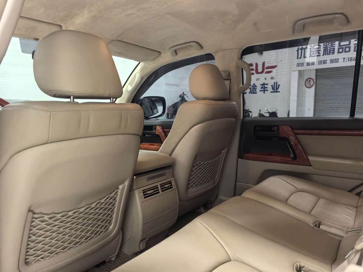 豐田 蘭德酷路澤  2016款 4.0L 中東版圖片