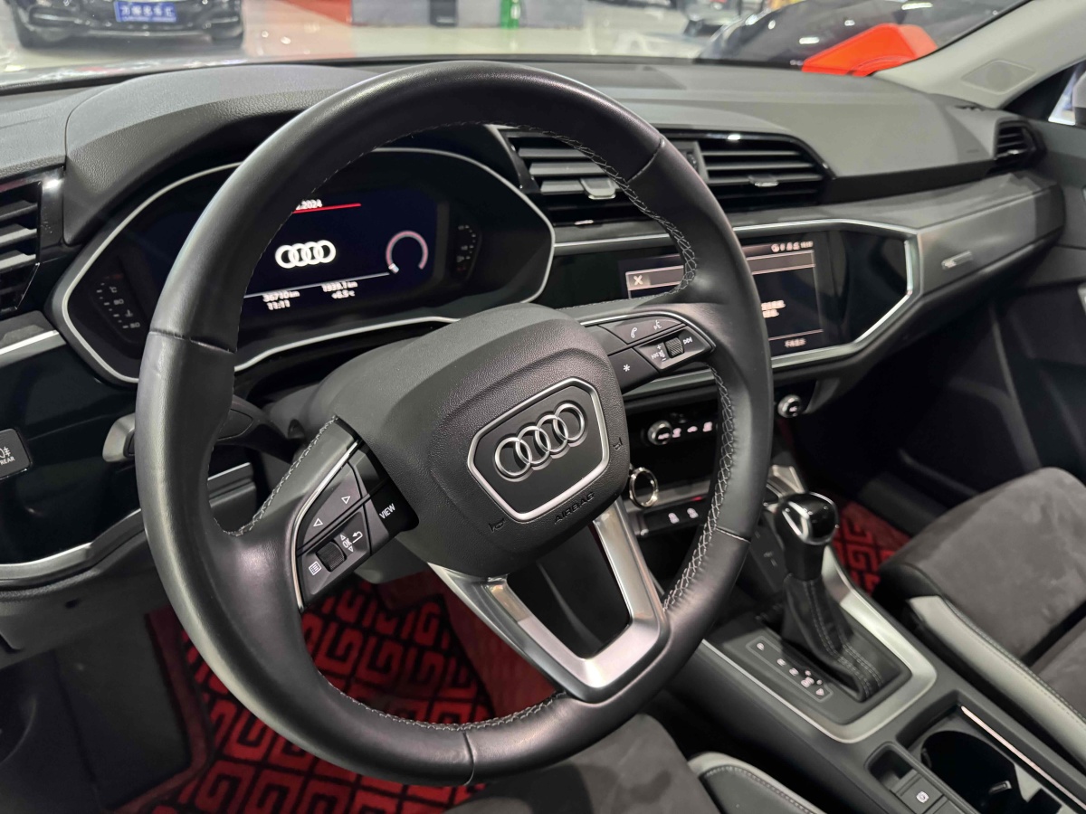 奧迪 奧迪Q3  2023款 35 TFSI 進取動感型圖片