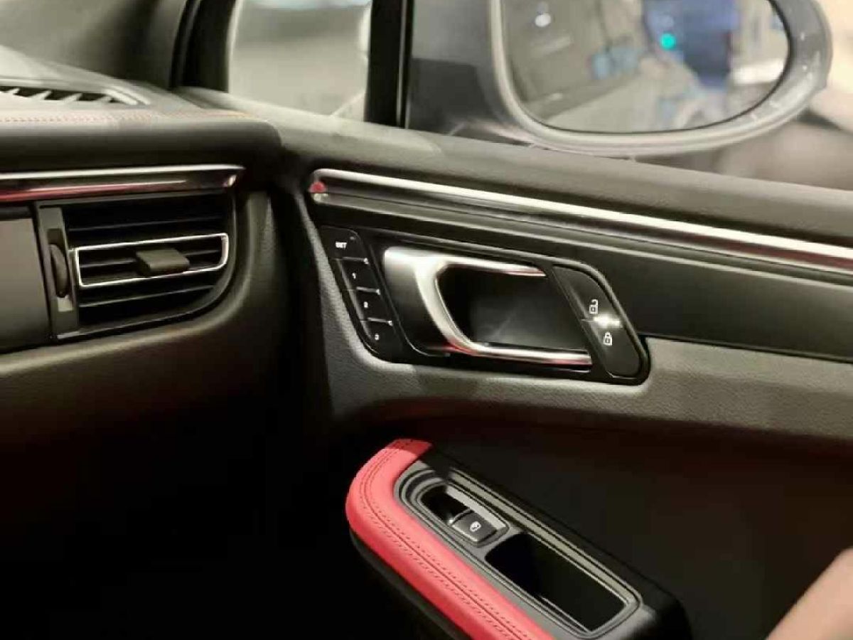保時(shí)捷 Macan  2021款 Macan 2.0T圖片