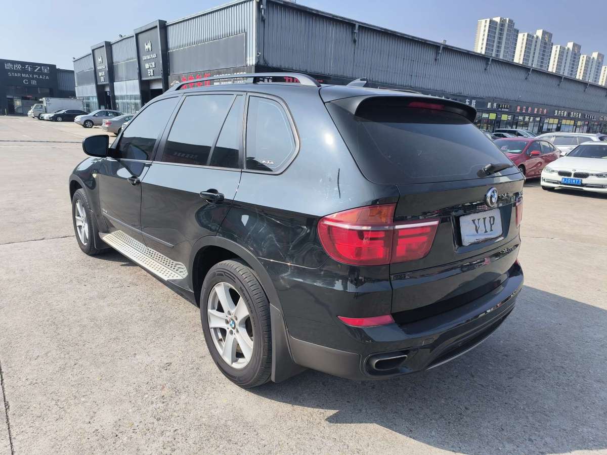 寶馬 寶馬X5  2011款 xDrive35i 尊貴型圖片