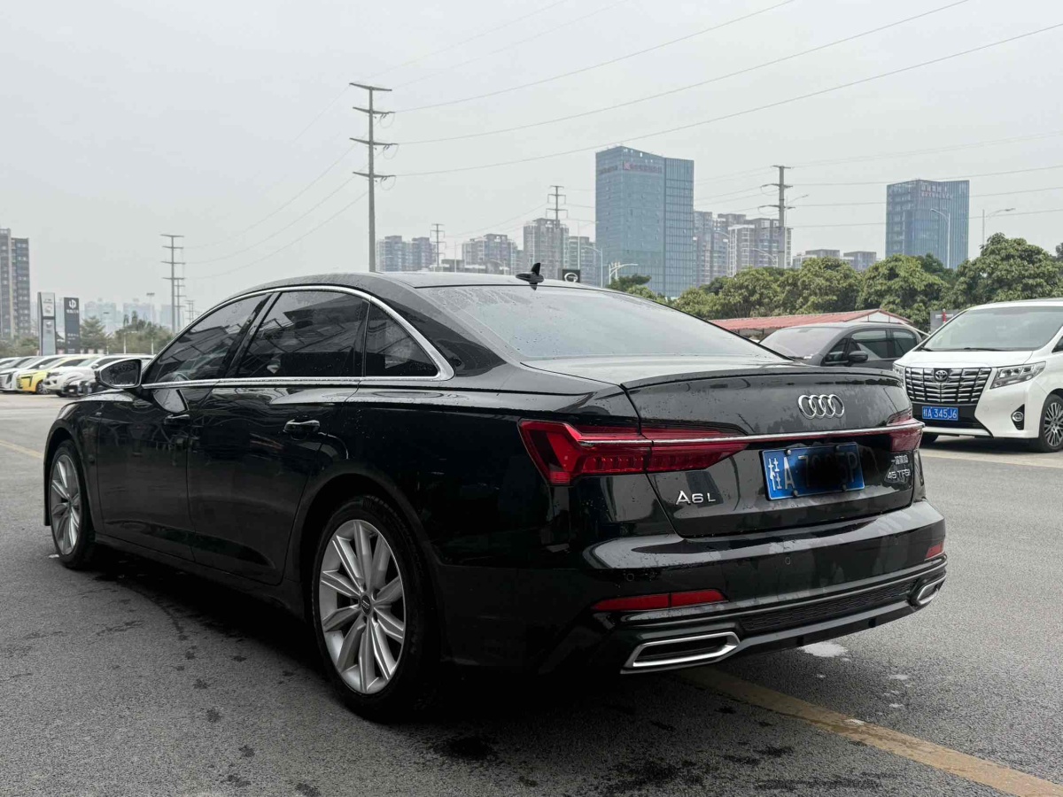 奧迪 奧迪A6L  2021款 45 TFSI 臻選動(dòng)感型圖片