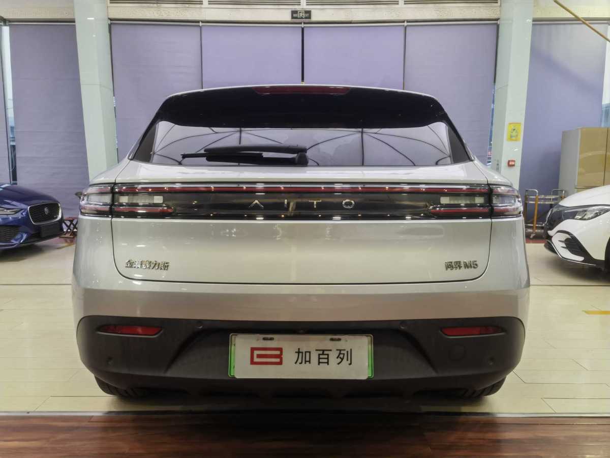 赛力斯 问界M5  2023款 增程四驱智驾版图片