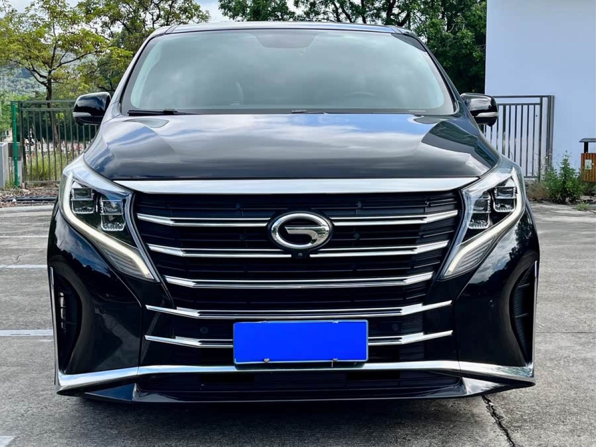 廣汽傳祺 M8  2021款 領(lǐng)秀系列 390T 至尊版圖片