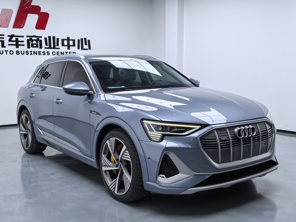 奧迪 奧迪Q4 e-tron  2022款 50 e-tron quattro 先享版圖片