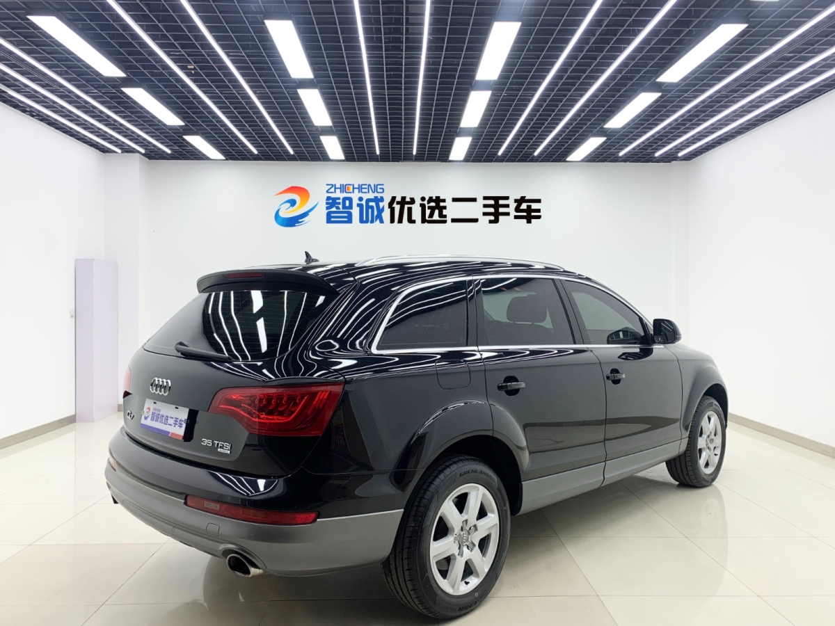 奧迪 奧迪Q7  2013款 35 TFSI 進(jìn)取型圖片