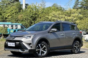 RAV4 丰田 荣放 2.0L CVT两驱风尚版