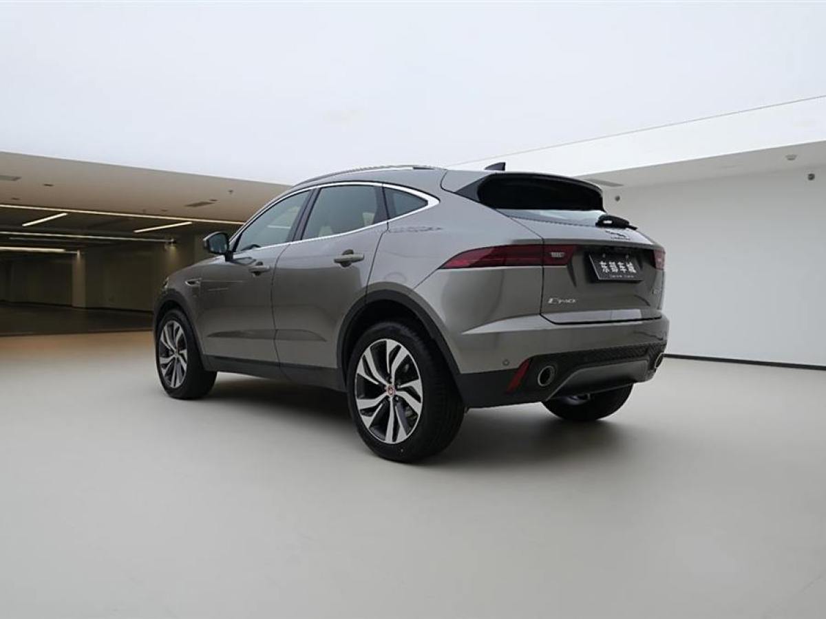 捷豹 E-PACE  2024款 進(jìn)取運(yùn)動(dòng)版 R-DYNAMIC S圖片