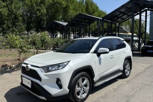RAV4榮放 豐田 2.0L CVT兩驅(qū)風(fēng)尚版