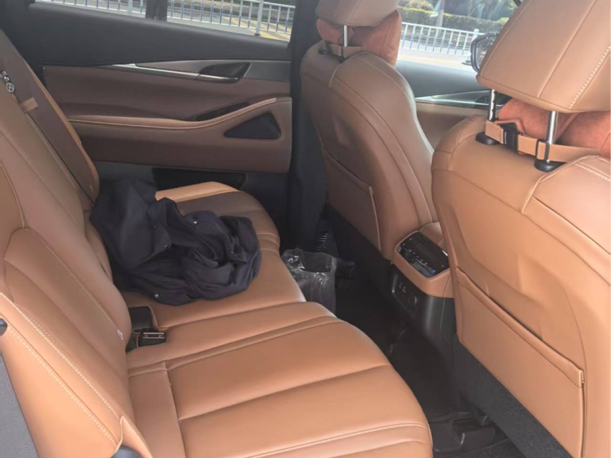 英菲尼迪 英菲尼迪QX60  2024款 2.0T 悅享版圖片