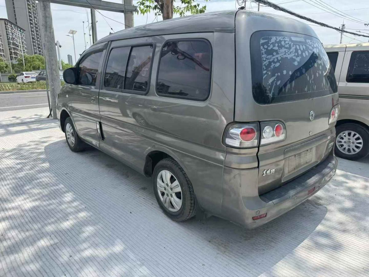 東風(fēng)風(fēng)行 菱智  2017款 M5 1.6L 標(biāo)準(zhǔn)型圖片