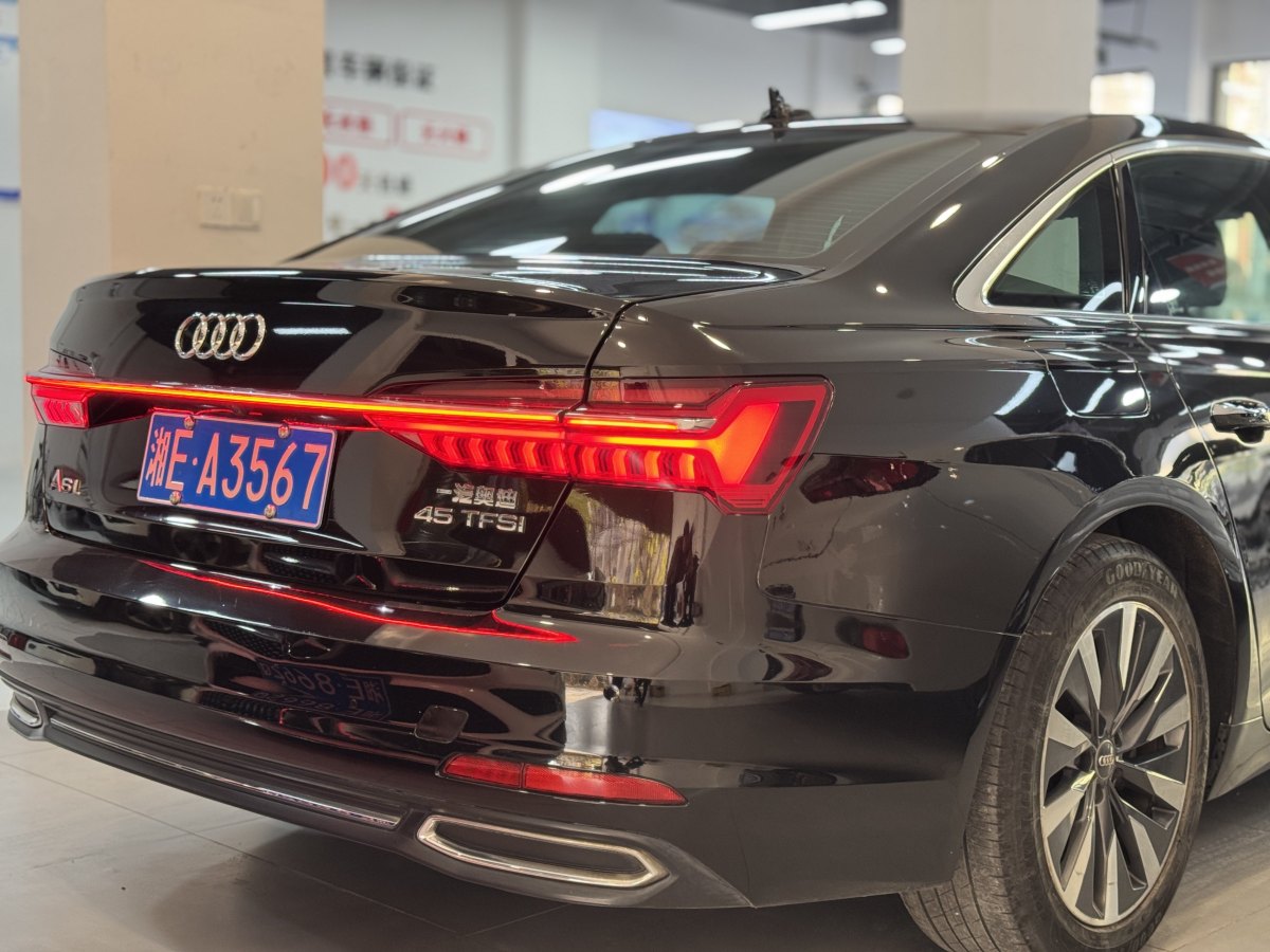 奧迪 奧迪A6L  2019款 45 TFSI 臻選動(dòng)感型圖片