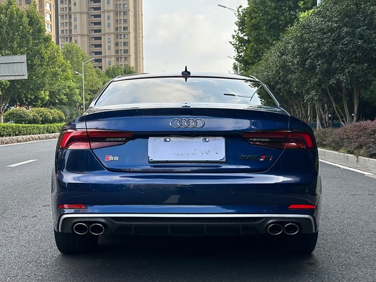 奧迪 奧迪A5  2017款 Coupe 45 TFSI quattro 運(yùn)動(dòng)型圖片